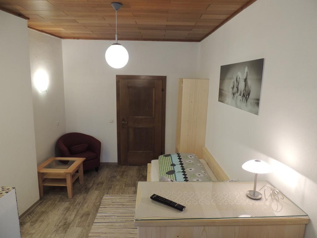 Kirchenwirt Inn Kreuzen  Extérieur photo