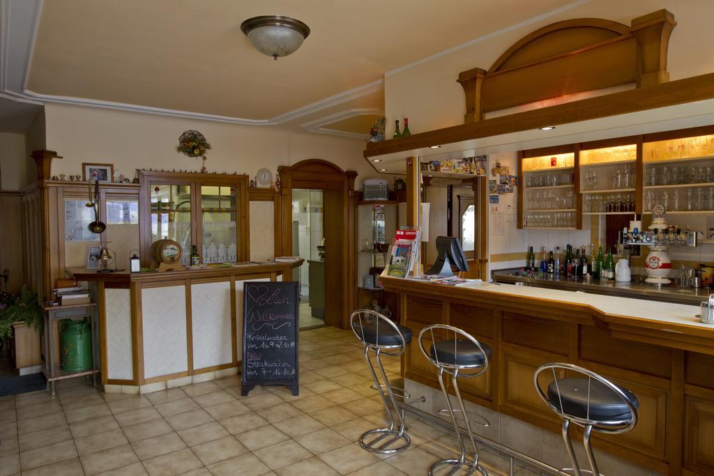 Kirchenwirt Inn Kreuzen  Extérieur photo